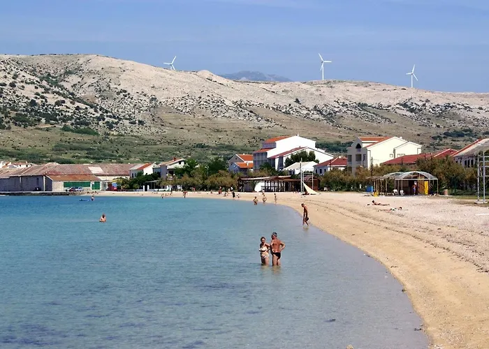 Pag 15670d Apartman Pag Town