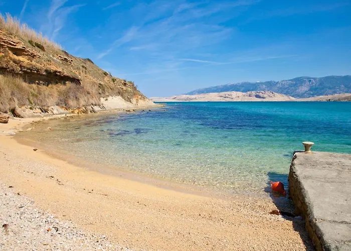 Apartman Pag 15670d *